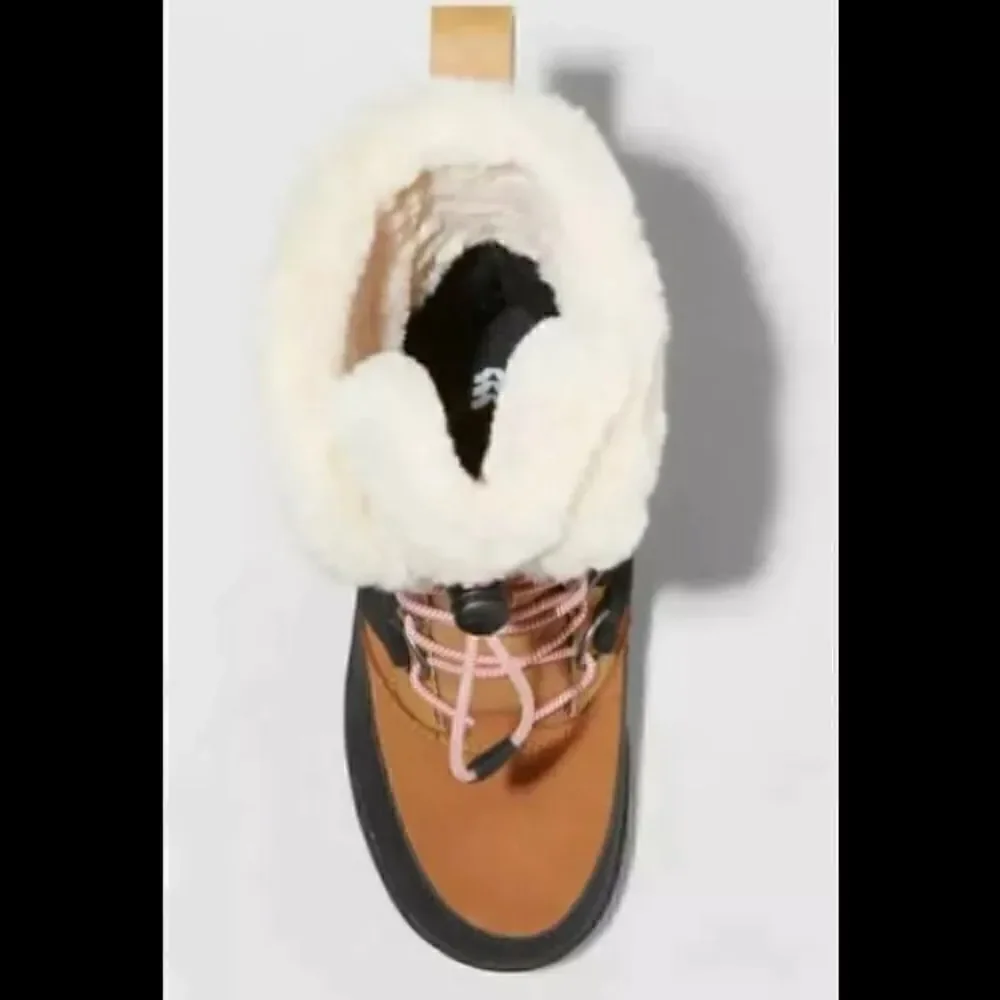 🎉All in Motion Kids Alberta winter Boots Sizes: Various